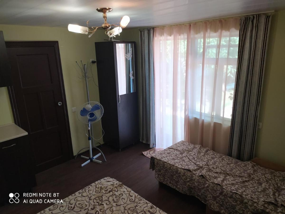 Small Guest House Лазурное Экстерьер фото