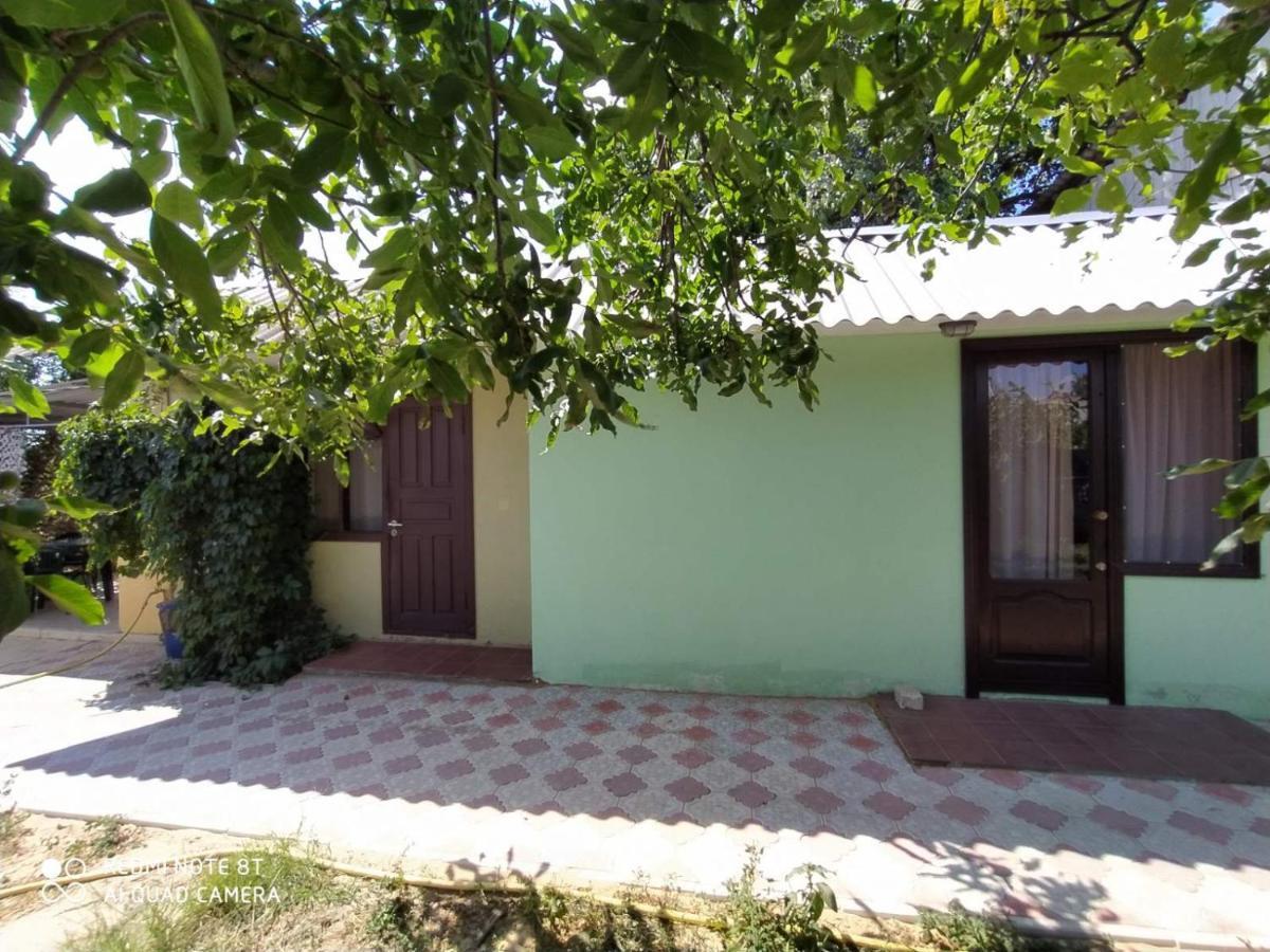 Small Guest House Лазурное Экстерьер фото