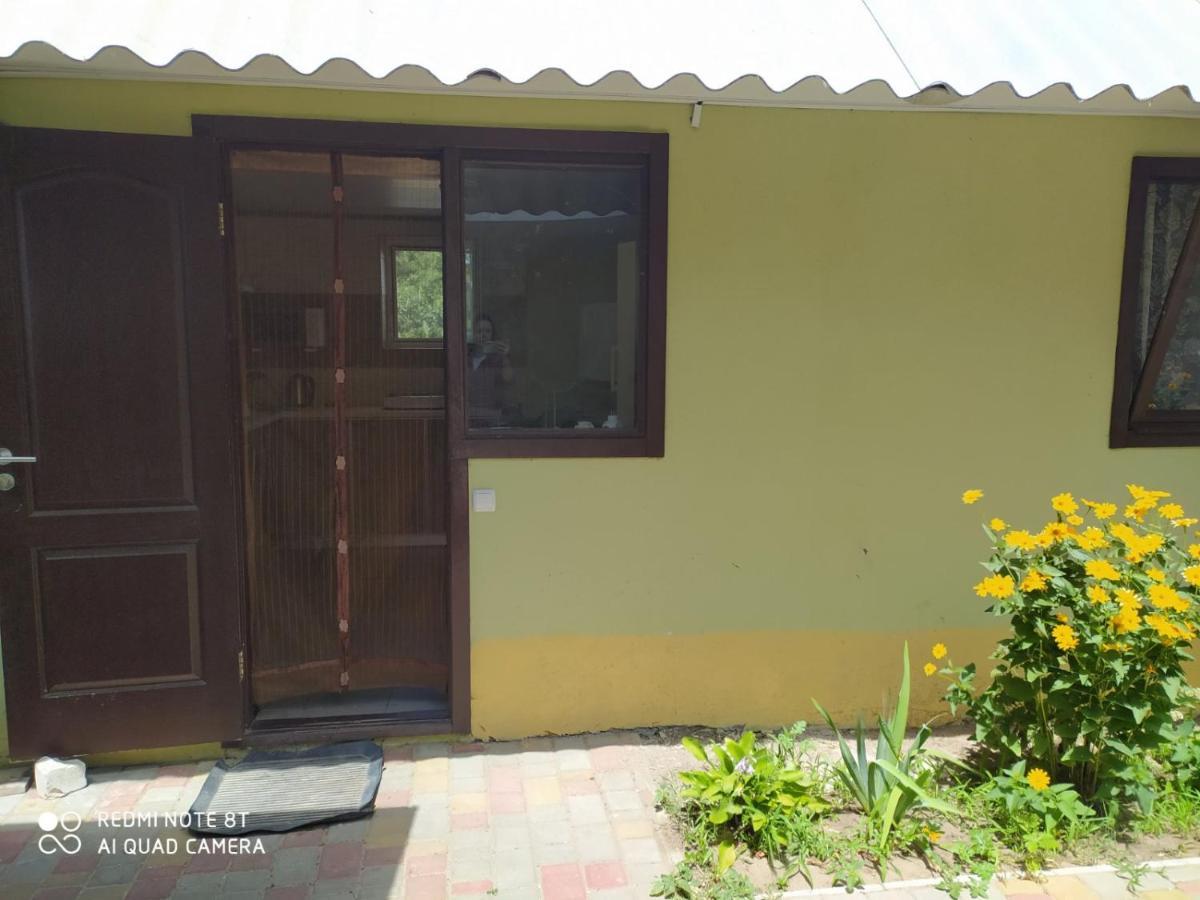 Small Guest House Лазурное Экстерьер фото