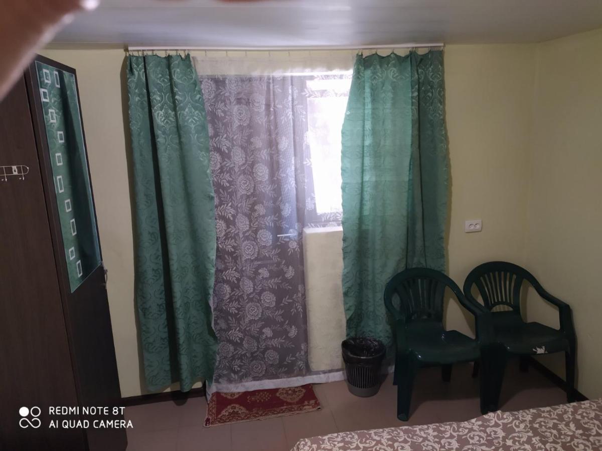 Small Guest House Лазурное Экстерьер фото