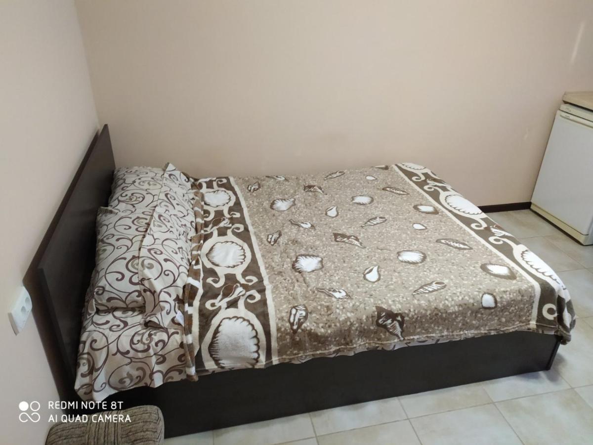 Small Guest House Лазурное Экстерьер фото