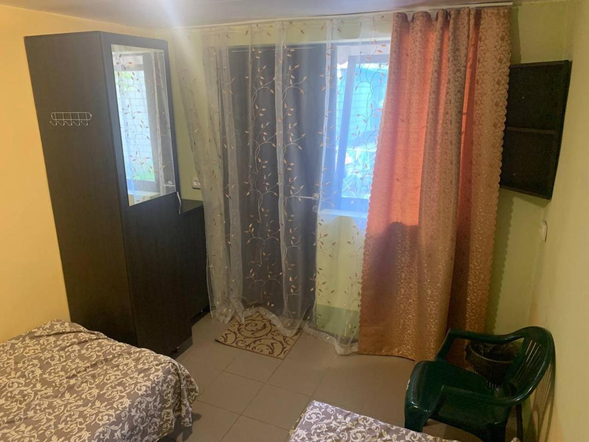 Small Guest House Лазурное Экстерьер фото
